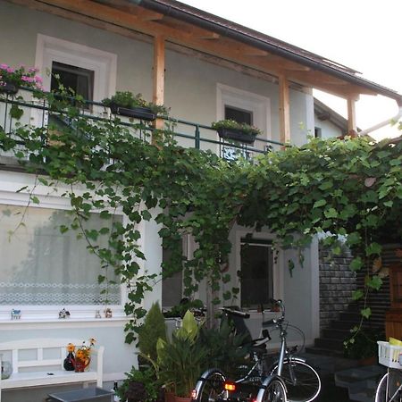 Pension Pock Tieschen Buitenkant foto