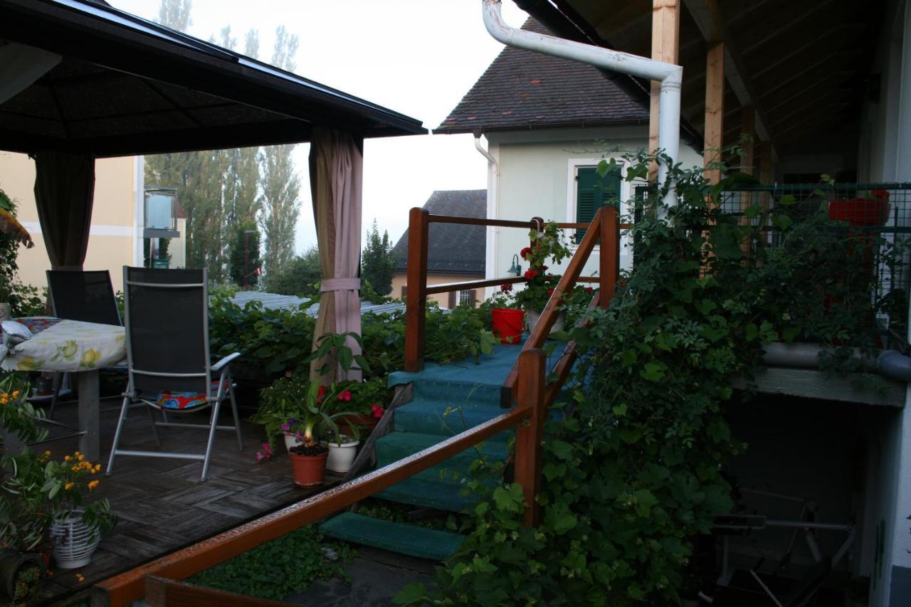 Pension Pock Tieschen Buitenkant foto